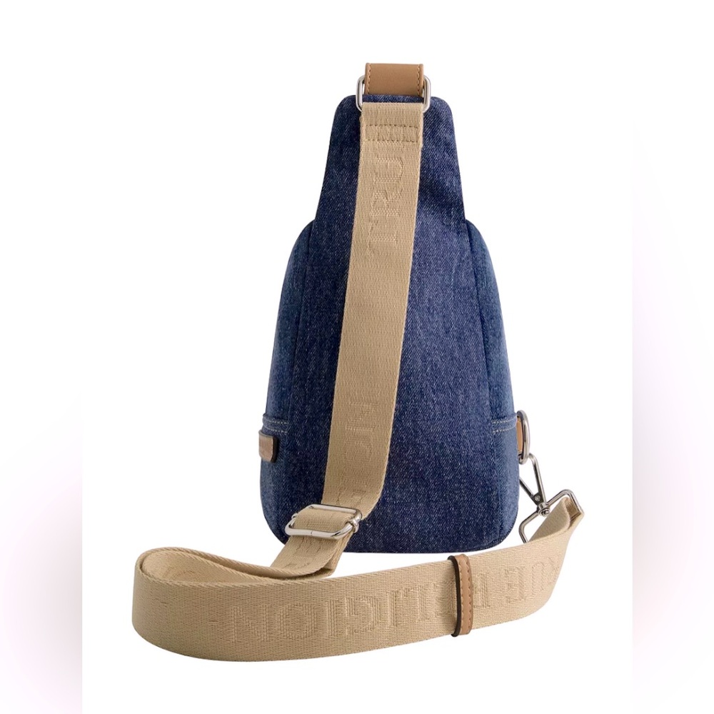 NWT! TRUE RELIGION DENIM SLING BAG! PERFECT FOR HANDS FREE ACTIVITIES! 5 ⭐️… - Picture 7 of 8